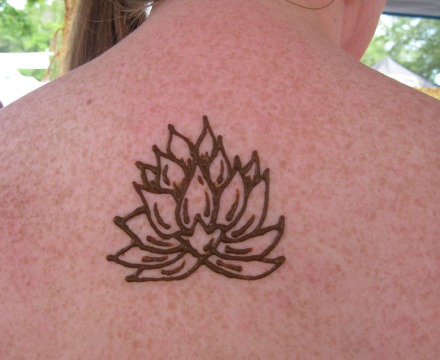 henna-body-design-17