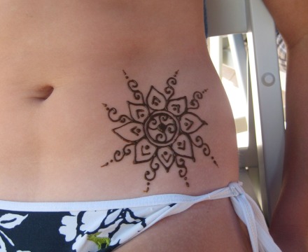 henna-body-design-19