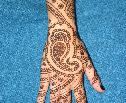 henna-hand-design-14