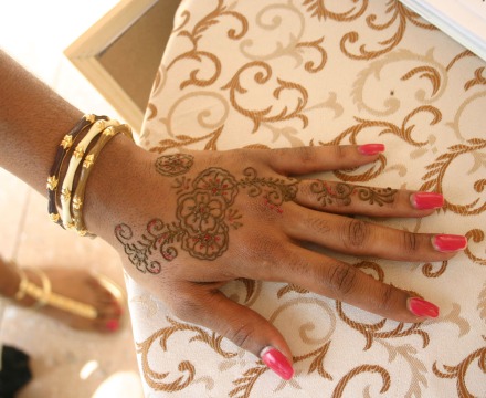henna-hand-design-19