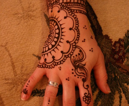 henna-hand-design-24