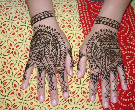 henna-hand-design-9