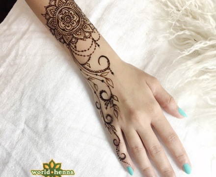 top_arm_henna