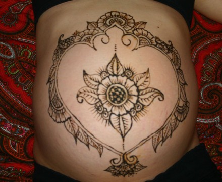 belly-henna-design-3